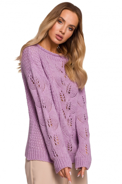 Krótki sweter damski ażurowy z długim luźnym rękawem liliowy me600 Krótki sweter damski ażurowy z długim luźnym rękawem liliowy me600