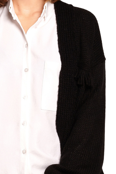Długi kardigan damski boho z frędzlami bez zapięcia czarny BK068 Długi kardigan damski boho z frędzlami bez zapięcia czarny BK068