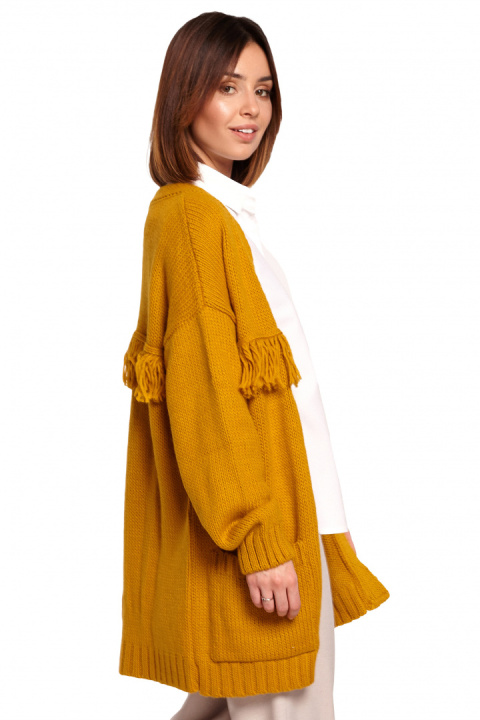 Długi kardigan damski boho z frędzlami bez zapięcia miodowy BK068 Długi kardigan damski boho z frędzlami bez zapięcia miodowy BK068