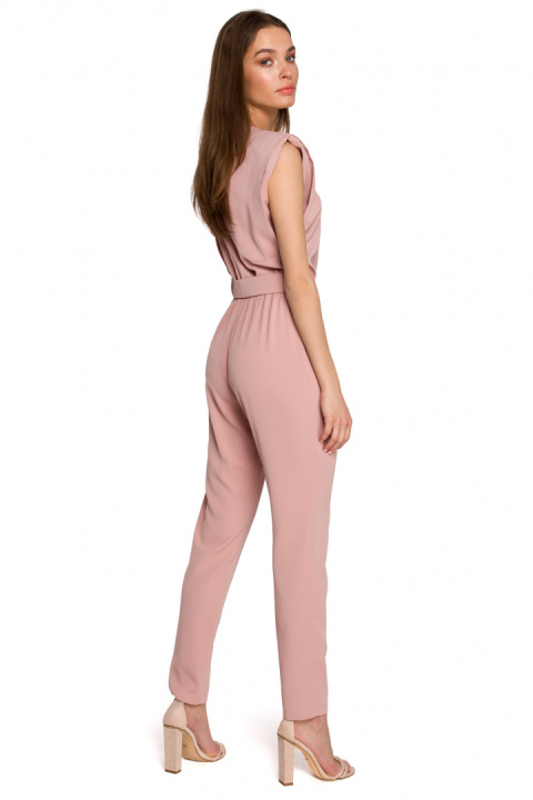 Elegancki kombinezon z gumką i paskiem bez rękawów pudrowy S259 Elegancki kombinezon z gumką i paskiem bez rękawów pudrowy S259