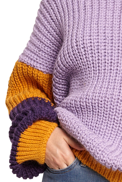 Sweter damski luźny wielokolorowy z szerokim rękawem m2 BK066 Sweter damski luźny wielokolorowy z szerokim rękawem m2 BK066