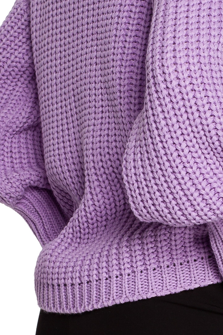 Sweter damski oversize z szerokim rękawem i dekoltem V lawendowy S268 Sweter damski oversize z szerokim rękawem i dekoltem V lawendowy S268