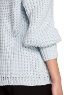 Sweter damski oversize zszerokim rękawem i dekoltem V błękitny S268