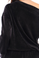 Bluza damska welurowa z lampasami dekolt w łódkę czarna A408