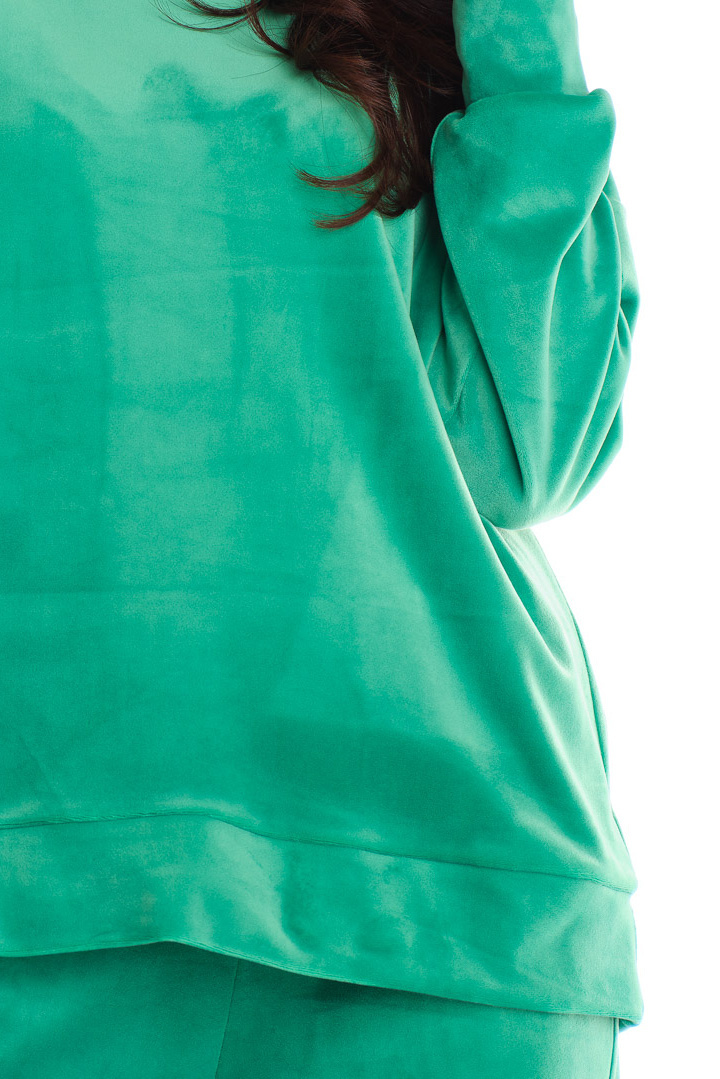 Bluza damska oversize welurowa dresowa ze ściągaczem zielone A410 Bluza damska oversize welurowa dresowa ze ściągaczem zielone A410