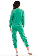 Spodnie damskie dresowe welurowe z gumką w talii zielone A411