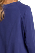 Luźna bluza damska z klamrami i lampasami z przodu indygo me492