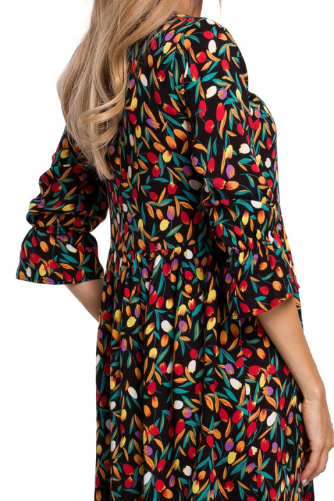 Letnia sukienka midi z wiskozy w kwiaty z krótkim rękawem m6 r.XXL me521 Letnia sukienka midi z wiskozy w kwiaty z krótkim rękawem m6 r.XXL me521