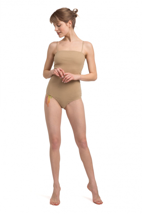 Body damskie na cienkich ramiączkach dzianinowe cappuccino LA063 Body damskie na cienkich ramiączkach dzianinowe cappuccino LA063