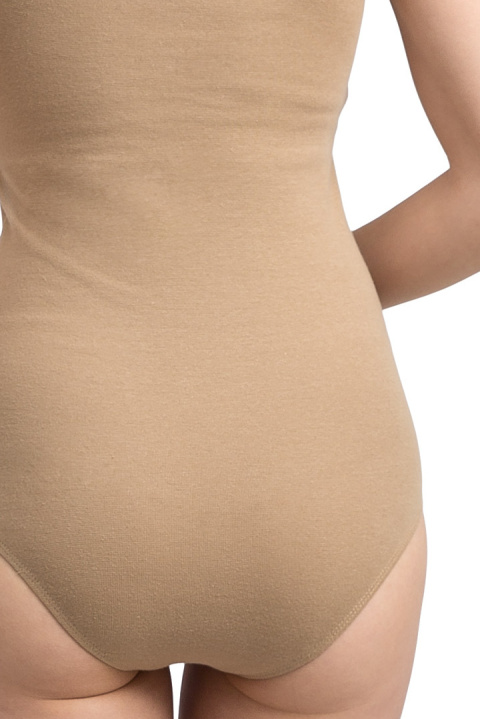 Body damskie na cienkich ramiączkach dzianinowe cappuccino LA063 Body damskie na cienkich ramiączkach dzianinowe cappuccino LA063