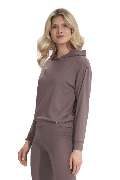 Bluza damska cienka z wiskozy z kapturem i kieszeniami brązowa M770 Bluza damska cienka z wiskozy z kapturem i kieszeniami brązowa M770