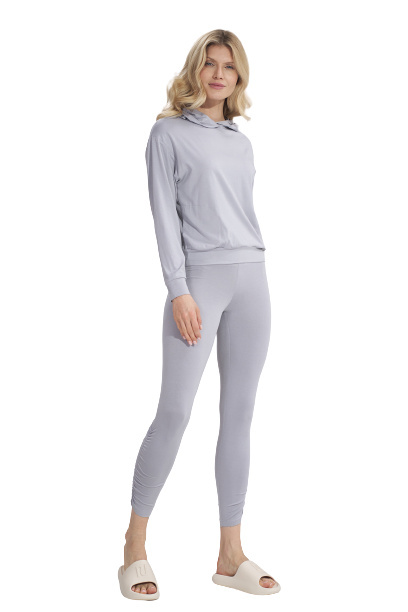 Legginsy damskie z wiskozy z gumą w pasie jasny/szary M773 Legginsy damskie z wiskozy z gumą w pasie jasny/szary M773