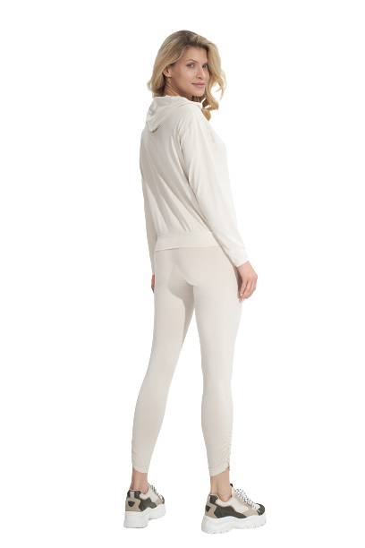 Legginsy damskie z wiskozy z gumą w pasie ecru M773 Legginsy damskie z wiskozy z gumą w pasie ecru M773