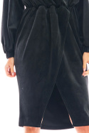 Sukienka welurowa midi z kopertowym dekoltem elastyczna czarna A406