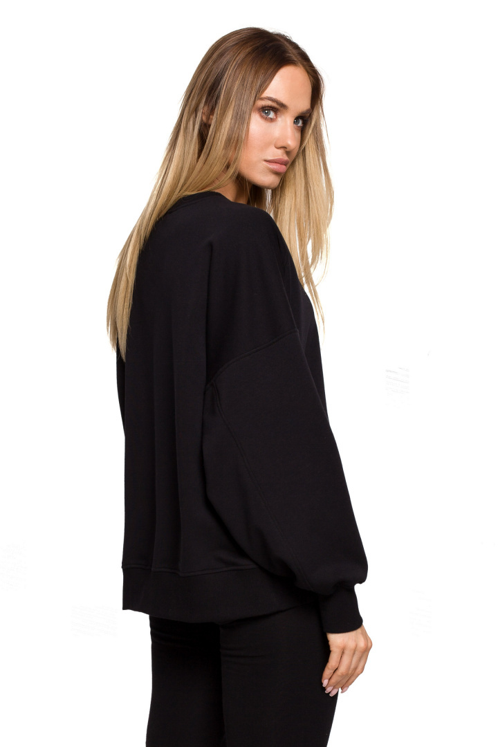 Bluza damska dzianinowa oversize dresowa z nadrukiem czarna me613 Bluza damska dzianinowa oversize dresowa z nadrukiem czarna me613