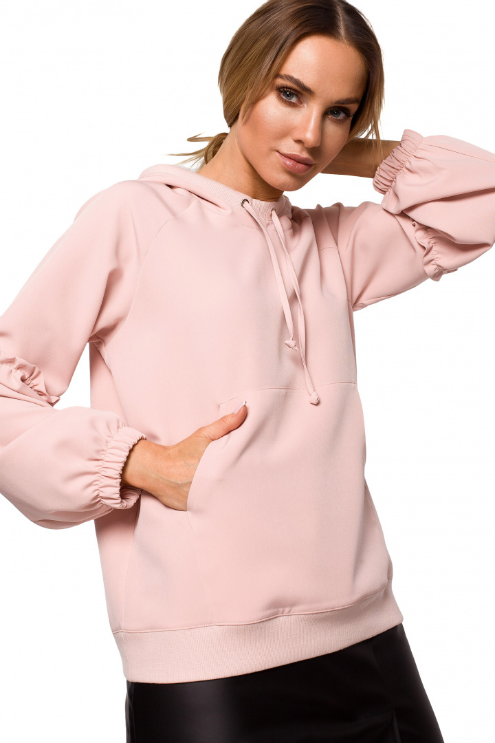 Bluza damska kangurka z kapturem falbanki na rękawach pudrowa me609 Bluza damska kangurka z kapturem falbanki na rękawach pudrowa me609