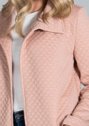 Płaszcz damski krótki pikowany bez zapięcia wiązany różowy M814