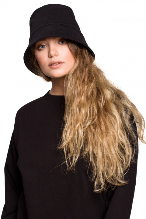 Kapelusz damski bucket hat dzianinowy czarny B214 Kapelusz damski bucket hat dzianinowy czarny B214