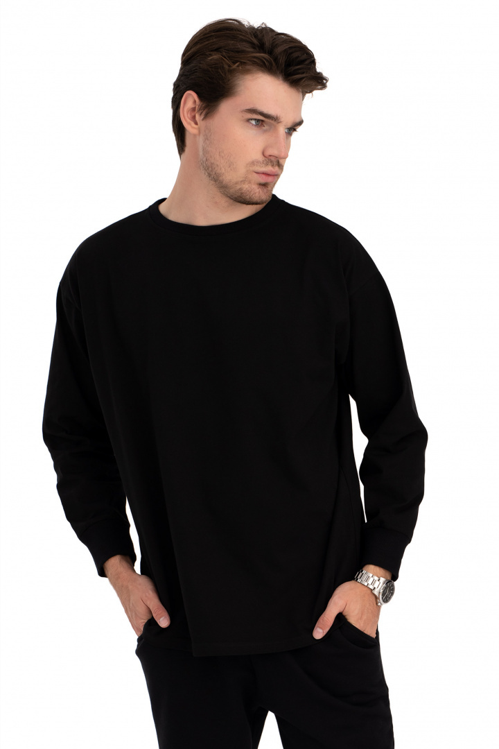 Bluzka damska longsleeve oversize z nadrukiem czarna B212 Bluzka damska longsleeve oversize z nadrukiem czarna B212