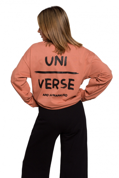 Bluzka damska longsleeve oversize z nadrukiem ceglasta B212 Bluzka damska longsleeve oversize z nadrukiem ceglasta B212