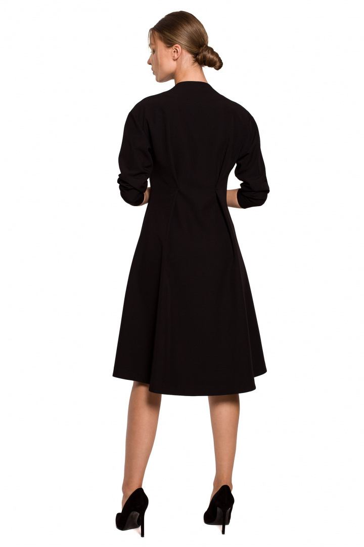 Elegancka sukienka midi rozkloszowana na zakładkę czarna S280