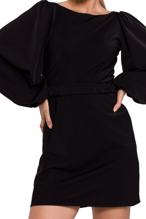 Elegancka sukienka mini z gumką i bufiastymi rękawami czarna K116 Elegancka sukienka mini z gumką i bufiastymi rękawami czarna K116