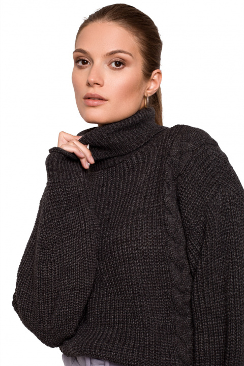 Krótki sweter damski gruby ciepły luźny golf grafitowy K124 Krótki sweter damski gruby ciepły luźny golf grafitowy K124