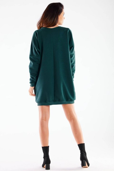 Sukienka mini oversize bombka długi rękaw dekolt V zielona M272 Sukienka mini oversize bombka długi rękaw dekolt V zielona M272
