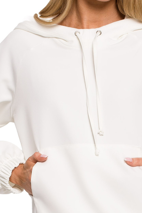 Bluza damska kangurka z kapturem falbanki na rękawach ecru me609 Bluza damska kangurka z kapturem falbanki na rękawach ecru me609