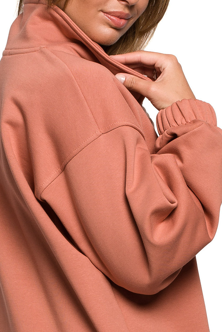 Bluza damska oversize długa z gumką i kieszenią ceglasta B202 Bluza damska oversize długa z gumką i kieszenią ceglasta B202