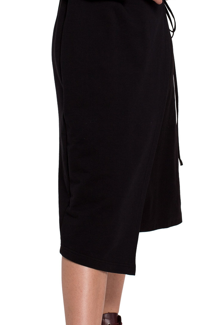 Sukienka warstwowa midi na zakładkę z wiązaniem czarna B206