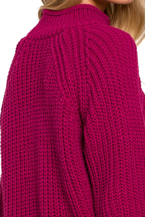 Sweter damski krótki z golfem gruby splot różowy me630 Sweter damski krótki z golfem gruby splot różowy me630