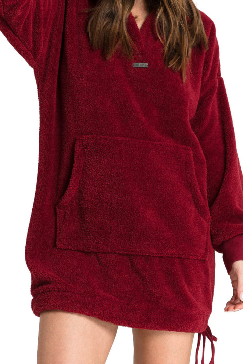 Bluza damska długa pluszowa oversize z kapturem bordowa LA081 Bluza damska długa pluszowa oversize z kapturem bordowa LA081