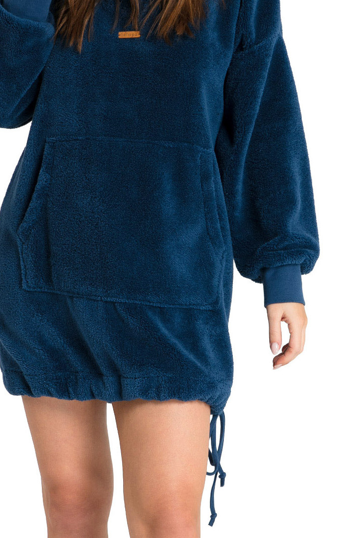 Bluza damska długa pluszowa oversize z kapturem granatowa LA081 Bluza damska długa pluszowa oversize z kapturem granatowa LA081