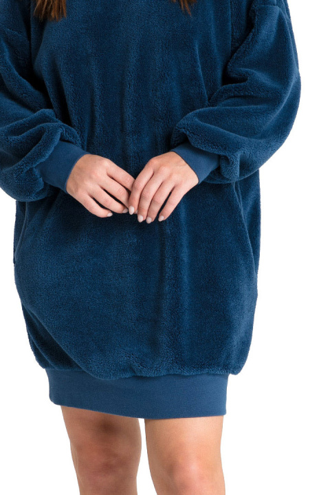 Bluza damska tunika pluszowa oversize dekolt z tyłu granatowa LA082 Bluza damska tunika pluszowa oversize dekolt z tyłu granatowa LA082