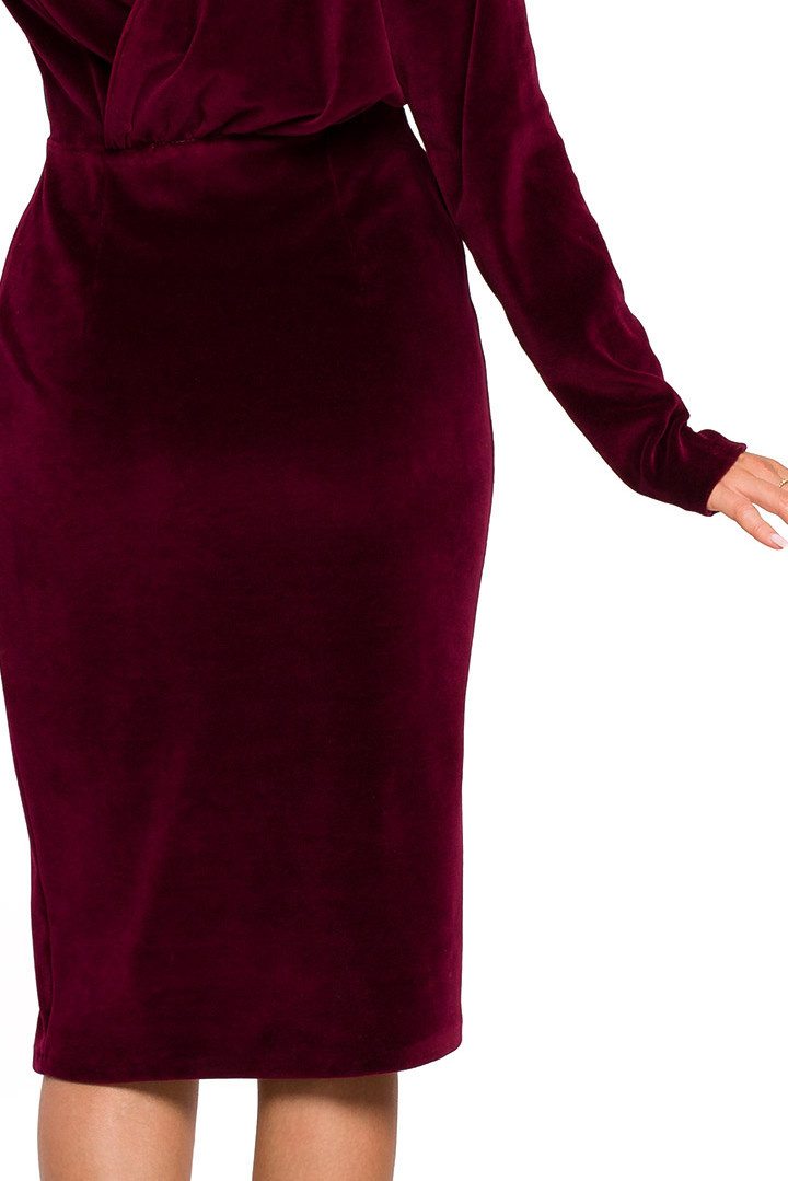 Elegancka sukienka midi welurowa asymetryczna dwa materiały bordowa me640 Elegancka sukienka midi welurowa asymetryczna dwa materiały bordowa me640