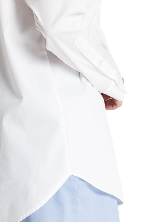 Koszula damska klasyczna boyfriend oversize zapinana biała LA079 Koszula damska klasyczna boyfriend oversize zapinana biała LA079
