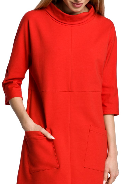 Sukienka dresowa midi oversize z kieszeniami rękaw 3/4 czerwona L/XL me353 Sukienka dresowa midi oversize z kieszeniami rękaw 3/4 czerwona L/XL me353