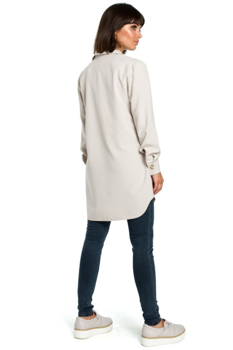 Tunika koszulowa mini oversize z długim rękawem zapinana beżowa L/XL B086 Tunika koszulowa mini oversize z długim rękawem zapinana beżowa L/XL B086
