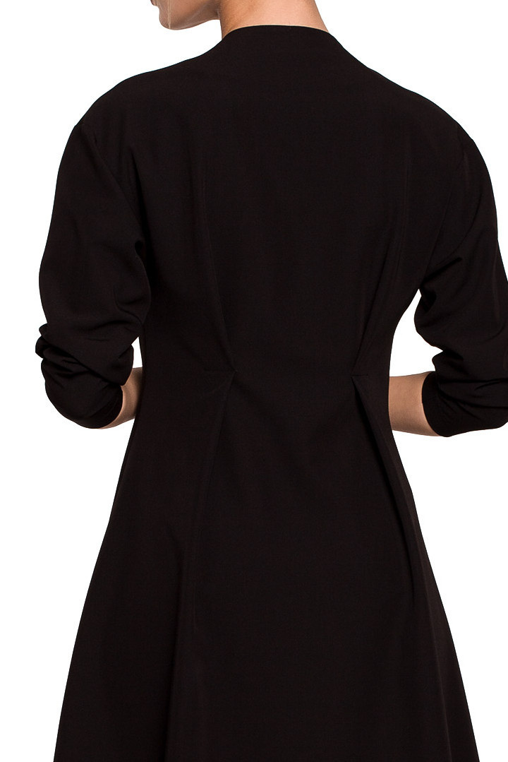 Elegancka sukienka midi rozkloszowana na zakładkę czarna S280 Elegancka sukienka midi rozkloszowana na zakładkę czarna S280