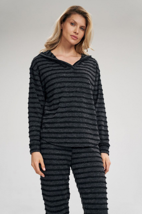 Bluza damska ciepła z kapturem luźny dekolt serek V czarna M812 Bluza damska ciepła z kapturem luźny dekolt serek V czarna M812