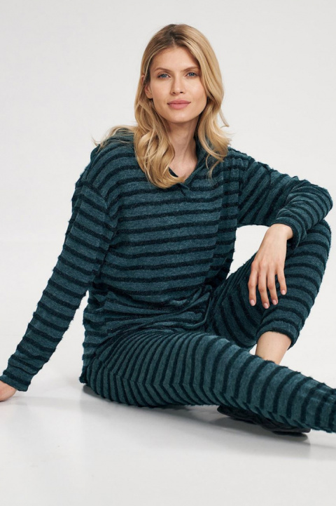 Bluza damska ciepła z kapturem luźny dekolt serek V zielona M812 Bluza damska ciepła z kapturem luźny dekolt serek V zielona M812