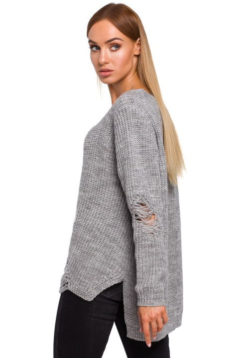 Sweter damski oversize asymetryczy z dziurami szary me473 Sweter damski oversize asymetryczy z dziurami szary me473