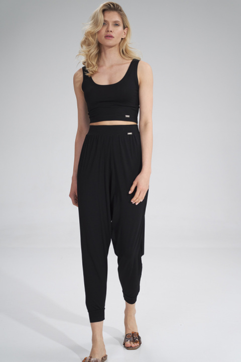 Top damski krótki crop z wiskozy bez rękawów czarny M795 Top damski krótki crop z wiskozy bez rękawów czarny M795