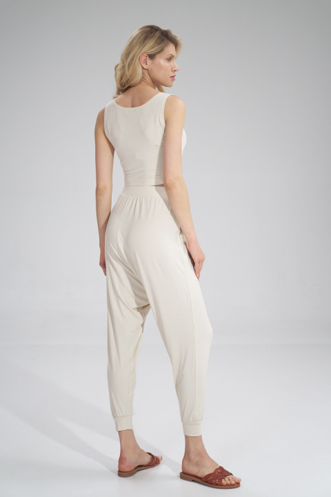 Top damski krótki crop z wiskozy bez rękawów ecru M795 Top damski krótki crop z wiskozy bez rękawów ecru M795