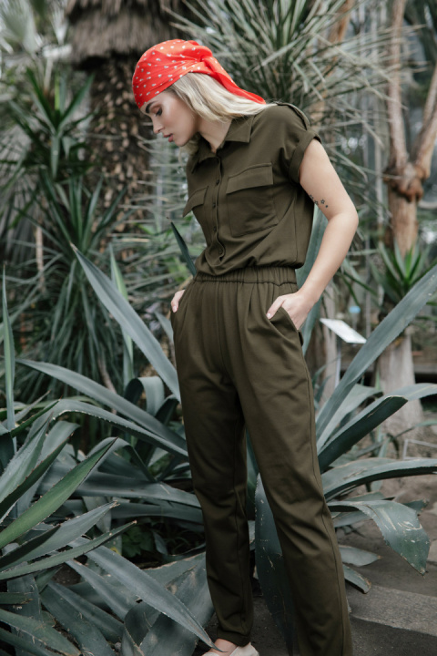 Kombinezon safari dzianinowy z gumką krótki rękaw khaki B223 Kombinezon safari dzianinowy z gumką krótki rękaw khaki B223