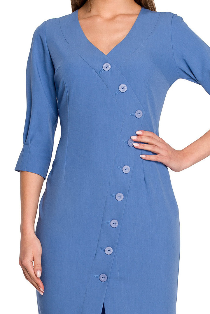 Sukienka midi dopasowana asymetryczna na zakładkę niebieska S295