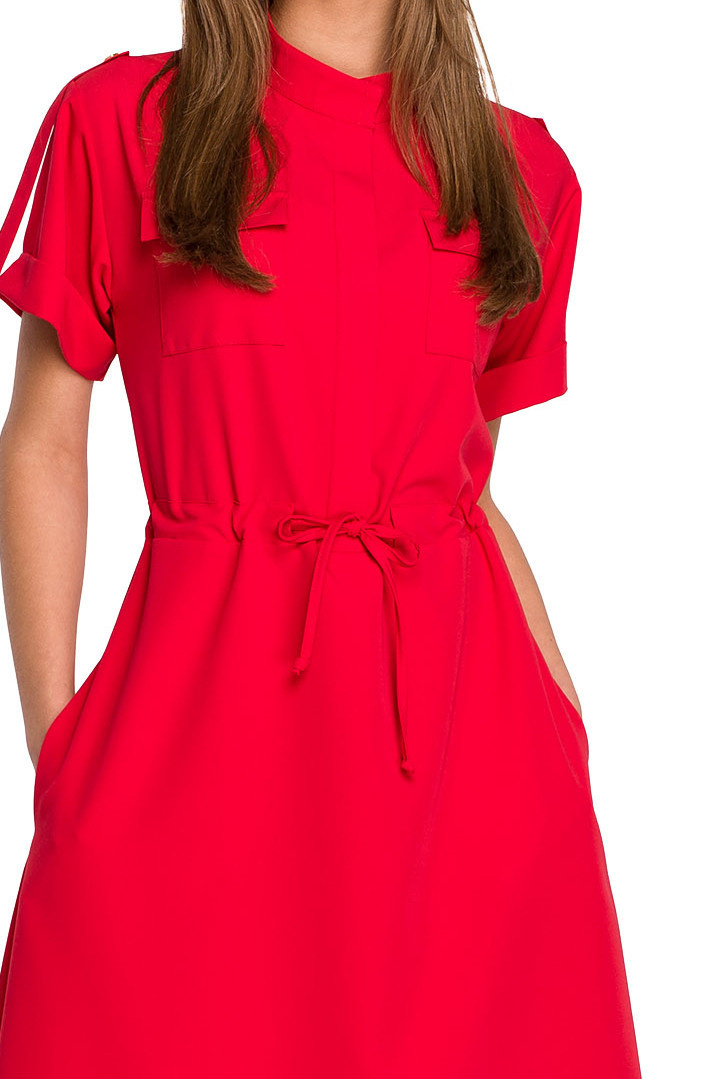 Sukienka midi safari rozkloszowana wiązana krótki rękaw czerwona S298