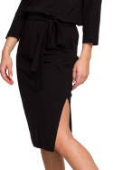 Sukienka midi z paskiem i gumką wiązana z rozcięciem czarna B221