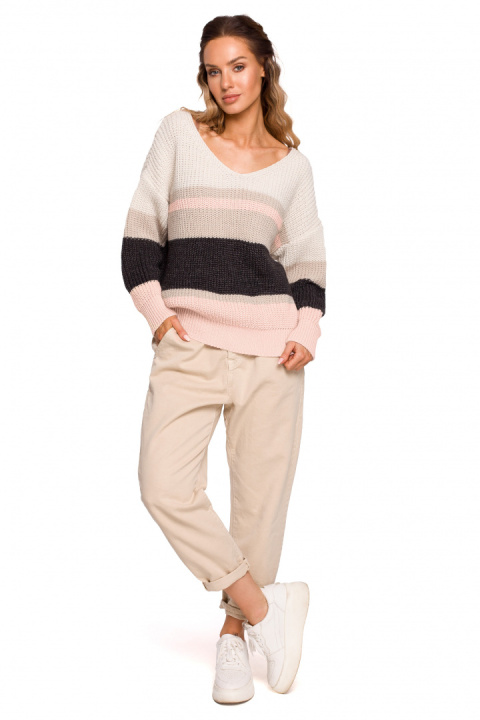 Sweter damski w kolorowe pasy z głębokim dekoltem w serek m2 me686 Sweter damski w kolorowe pasy z głębokim dekoltem w serek m2 me686